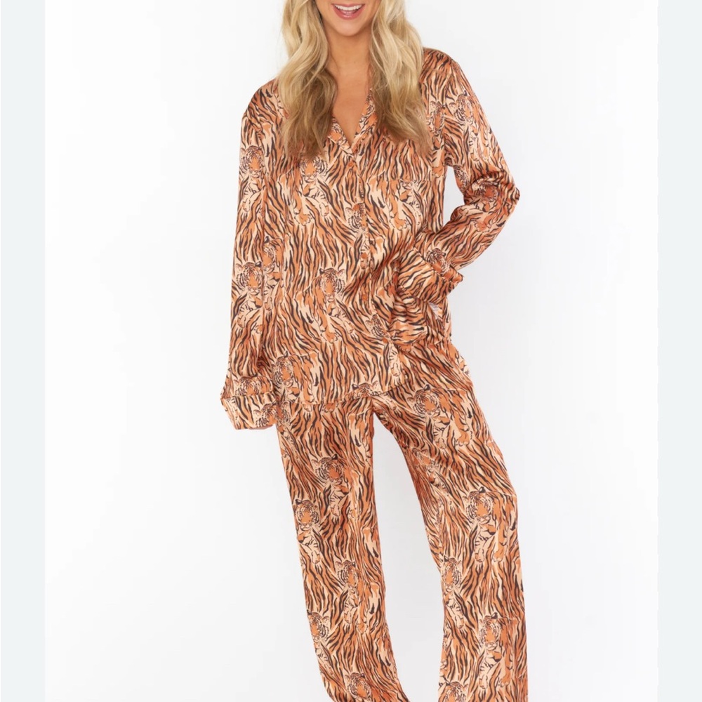 Show Me Your MuMu medium silky tiger print pajamas set pants and long sleeve top